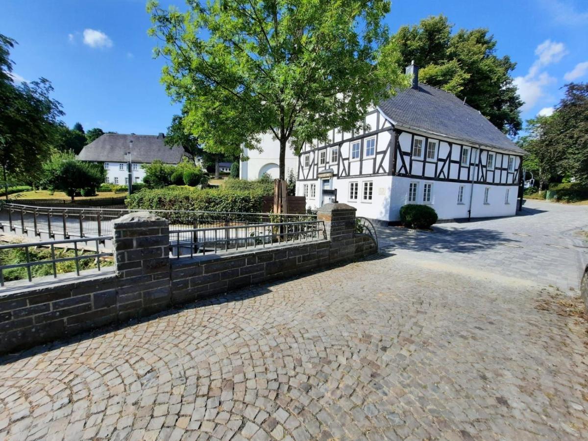 Ferienwohnung Am Kurpark Eslohe Esterno foto